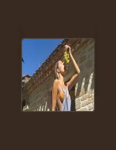 Listen to Appoline Laure, watch music videos, read bio, see tour dates & more!