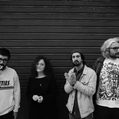 Hör dir H-owl Project an, schau dir Musikvideos an, lies die Biografie, finde Tourdaten und mehr!