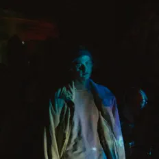 Ascolta Миша Гами, guarda video musicali, leggi la biografia, vedi le date del tour & altro!