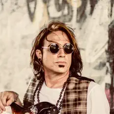 Listen to Dez Rocket, watch music videos, read bio, see tour dates & more!