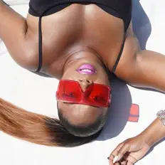 Ouve Del Harrison, vê vídeos de música, lê a biografia, vê as datas da digressão e muito mais!