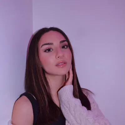 Listen to Sophia Goln, watch music videos, read bio, see tour dates & more!