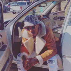 Poslechněte si interpreta Cheeno CNotez, sledujte hudební videa, přečtěte si životopis, podívejte se na data turné a další informace.