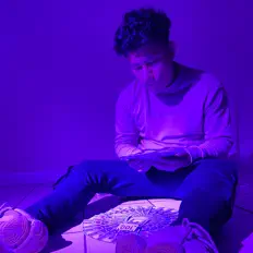 Poslechněte si interpreta Suaveee K, sledujte hudební videa, přečtěte si životopis, podívejte se na data turné a další informace.