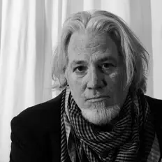 Ascolta Jon Brooks, guarda video musicali, leggi la biografia, vedi le date del tour & altro!