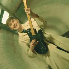 Escucha a THREE OF THE FIVE, mira videos musicales, lee su biografía, consulta las fechas de las gira y más.