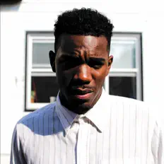 Stevoul सुनें, म्यूज़िक वीडियो देखें, बायो पढ़ें, दौरे की तारीखें और बहुत कुछ देखें!