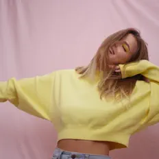 Posłuchaj wykonawcy Carys Selvey, obejrzyj teledyski, przeczytaj biografię, zobacz daty tras koncertowych i nie tylko!