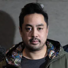 Escucha a Anfa Sings, mira vídeos musicales, lee la biografía, consulta fechas de giras y mucho más.