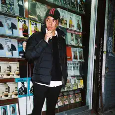 收听 FAIFHILL、观看音乐视频、阅读小传、查看巡演日期等 ！