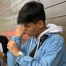 Ouve Br2nd7n, vê vídeos de música, lê a biografia, vê as datas da digressão e muito mais!