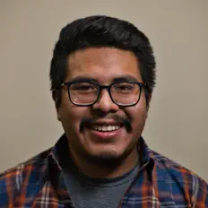 Escucha a Isaiah Blickenstaff, mira vídeos musicales, lee la biografía, consulta fechas de giras y mucho más.