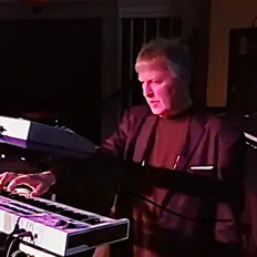 Blake Scottを聴いたり、ミュージックビデオを鑑賞したり、経歴やツアー日程などを確認したりしましょう！