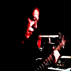 Firefly Soul을(를) 듣고, 뮤직 비디오를 보고, 약력을 읽고, 투어 일정 등을 확인하세요!