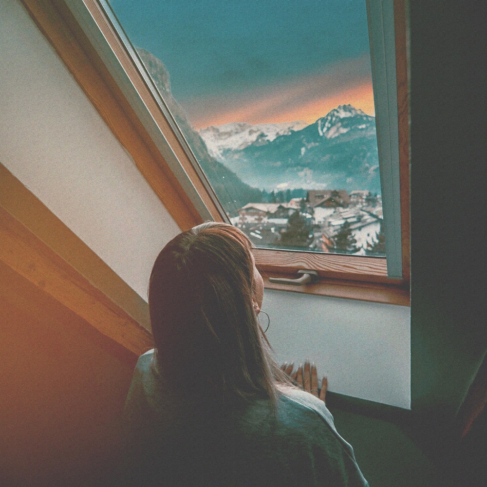Обложка альбома «Through My Bedroom Window (Hallugenetic Remix) - Single» — Behind Clouds & Hallugenetic