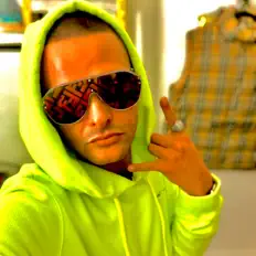 Escucha a Young $ace, mira videos musicales, lee su biografía, consulta las fechas de las gira y más.