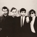 Los Elegantes