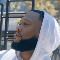 Knine을(를) 듣고, 뮤직 비디오를 보고, 약력을 읽고, 투어 일정 등을 확인하세요!