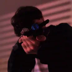 收听 NOROLUV、观看音乐视频、阅读小传、查看巡演日期等 ！