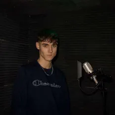 收听 A. Ugly、观看音乐视频、阅读小传、查看巡演日期等 ！