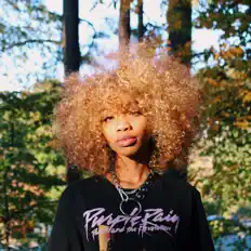 Monia Ashibi सुनें, म्यूज़िक वीडियो देखें, बायो पढ़ें, दौरे की तारीखें और बहुत कुछ देखें!