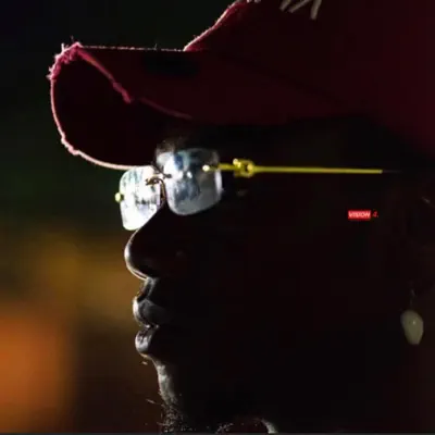 Listen to Dee Keys, watch music videos, read bio, see tour dates & more!