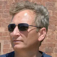 Сергей Дербиков dinle, müzik videolarını izle, biyografisini oku, tur tarihlerini ve daha fazlasını gör!