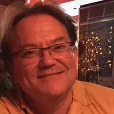 Luister naar Mac McClure, bekijk muziekvideo's, lees de bio, bekijk de tourdata, en meer!