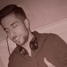 Poslechněte si interpreta Dj Attila, sledujte hudební videa, přečtěte si životopis, podívejte se na data turné a další informace.