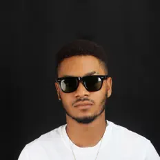 聆聽 BOD、觀看音樂影片、閱讀小傳、查看巡演日期等！