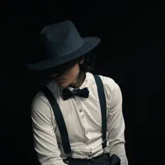 Dengarkan Criimson, tonton video musik, baca bio, lihat tanggal tur & lainnya!