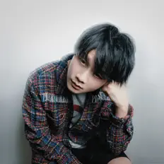 Listen to Hans陳思翰, watch music videos, read bio, see tour dates & more!