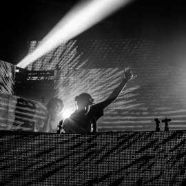 Lowest (feat. Motus) Flix