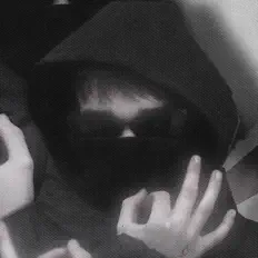 收听 FLAXY、观看音乐视频、阅读小传、查看巡演日期等 ！