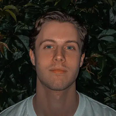 Listen to Edward Jonasson, watch music videos, read bio, see tour dates & more!