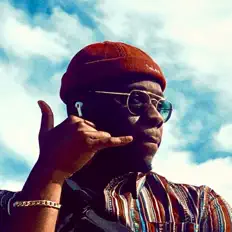 聆聽 Malique Savant、觀看音樂影片、閱讀小傳、查看巡演日期等！
