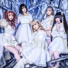 アングリラ을(를) 듣고, 뮤직 비디오를 보고, 약력을 읽고, 투어 일정 등을 확인하세요!