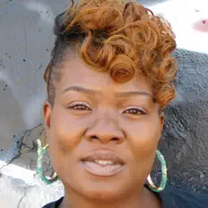 NETTY MOE을(를) 듣고, 뮤직 비디오를 보고, 약력을 읽고, 투어 일정 등을 확인하세요!