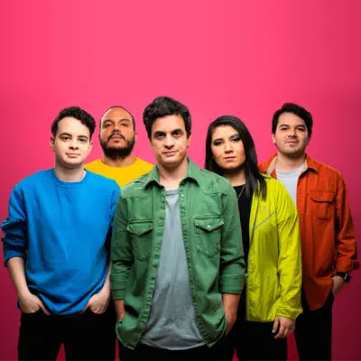 Listen to Ciudad en Lo Alto, watch music videos, read bio, see tour dates & more!