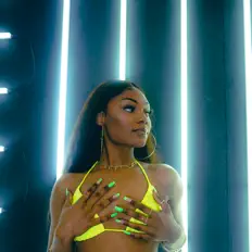 聆聽 Sincerity、觀看音樂影片、閱讀小傳、查看巡演日期等！