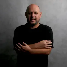 Ascolta Vito Beto, guarda video musicali, leggi la biografia, vedi le date del tour & altro!