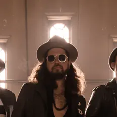 Dustin Douglas & the Electric Gentlemenを聴いたり、ミュージックビデオを鑑賞したり、経歴やツアー日程などを確認したりしましょう！