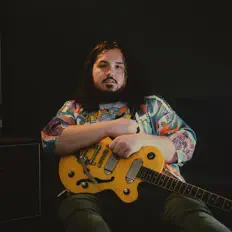 Poslechněte si interpreta Cody Morgan, sledujte hudební videa, přečtěte si životopis, podívejte se na data turné a další informace.