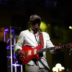 Listen to Gerey Johnson, watch music videos, read bio, see tour dates & more!