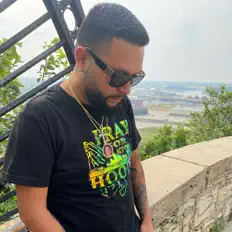 Dengarkan Beama, tonton video musik, baca bio, lihat tanggal tur & lainnya!