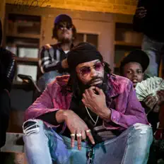 收听 Lolo Marley、观看音乐视频、阅读小传、查看巡演日期等 ！