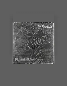 Escucha a EscRiesa, mira videos musicales, lee su biografía, consulta las fechas de las gira y más.