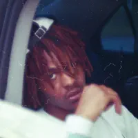 Écoutez undefined, regardez des vidéoclips, lisez la biographie, consultez les dates de tournée et plus encore !