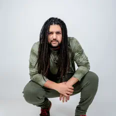 Jimmy Rivasを聴いたり、ミュージックビデオを鑑賞したり、経歴やツアー日程などを確認したりしましょう！