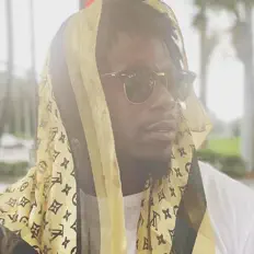 The Real Cool Millを聴いたり、ミュージックビデオを鑑賞したり、経歴やツアー日程などを確認したりしましょう！